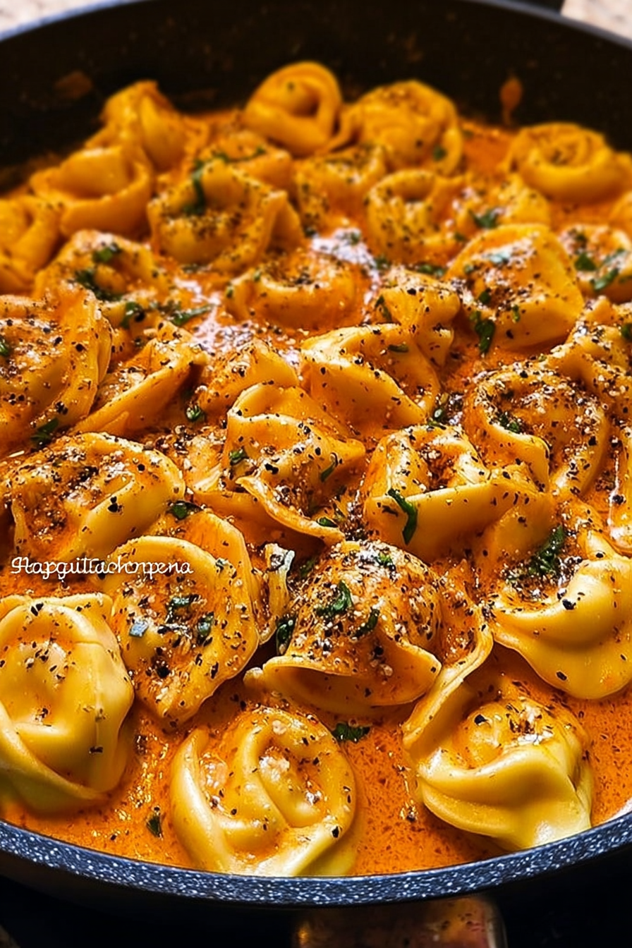 One-Pot Spicy Garlic Butter Chicken Tortellini image 2